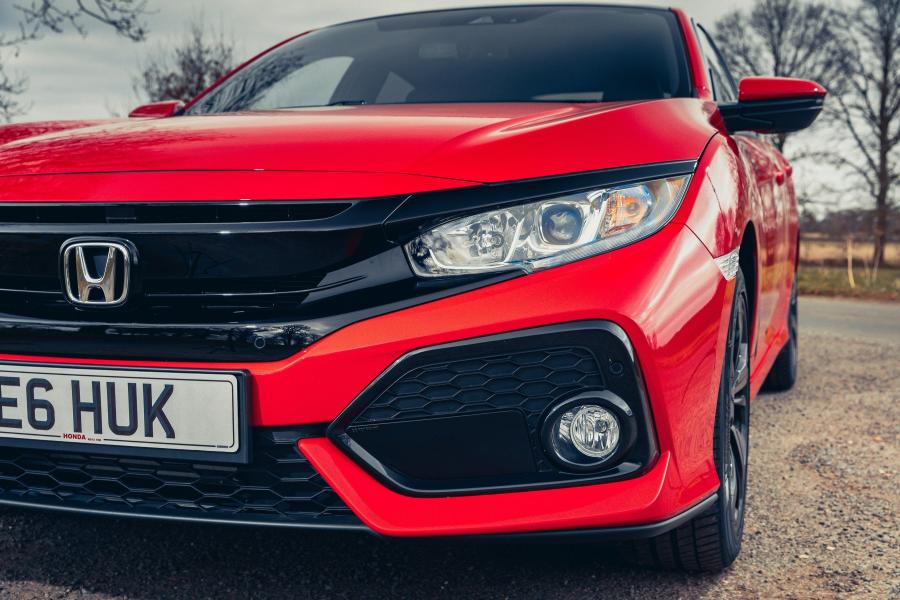 Детали экстерьера Honda Civic Hatchback (FK7) 2017 года  (UK) (фото 2 из 41)